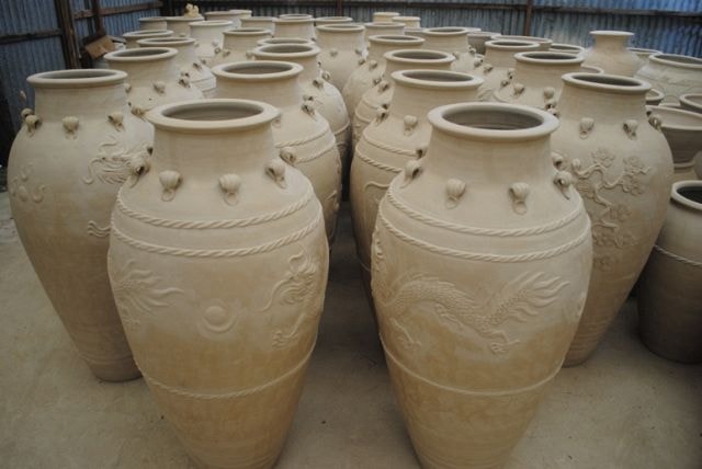 Cendra Mata Guci Keramik